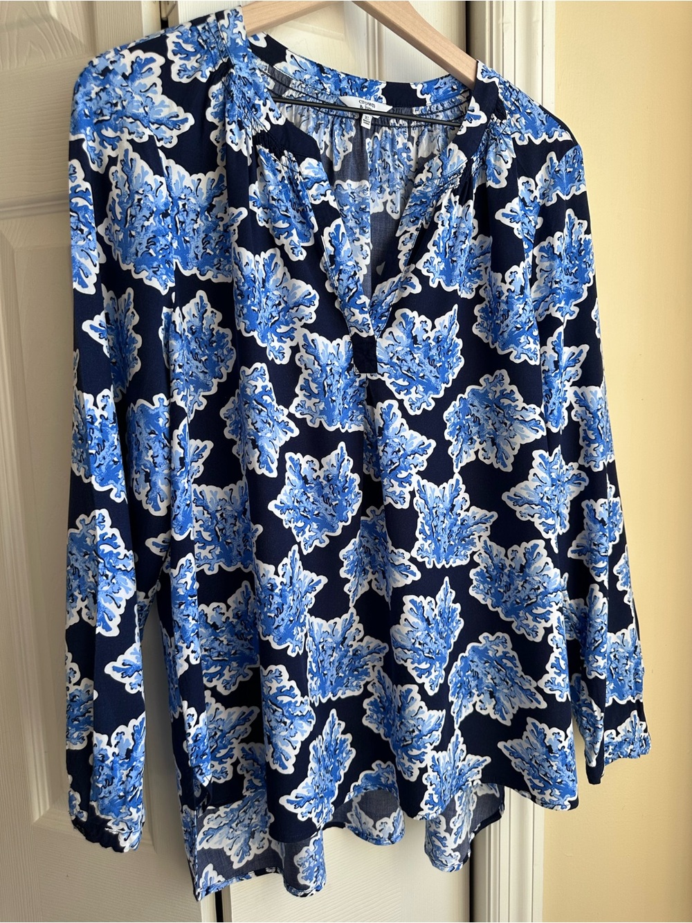 crown & ivy Navy Floral V-Neck Blouse with Blue Print